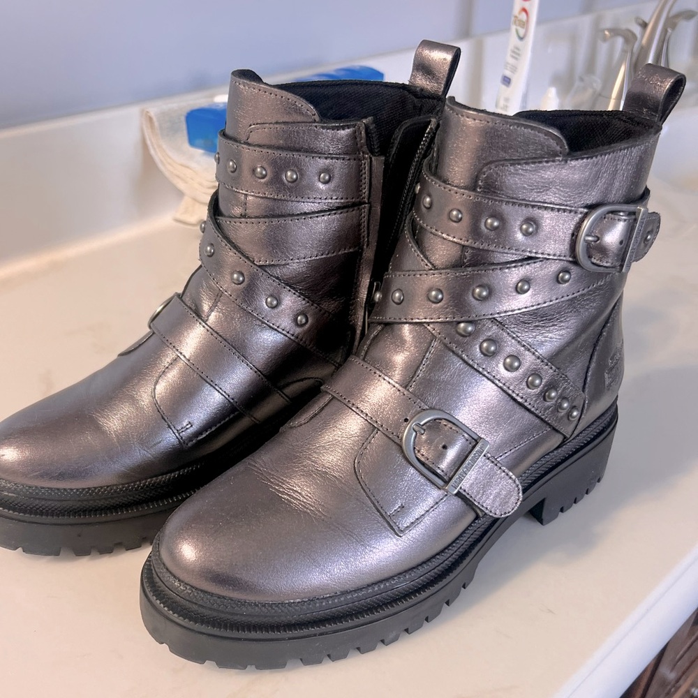 Women's Carrigan Casual Boot - Harley-Davidson - never worn outside